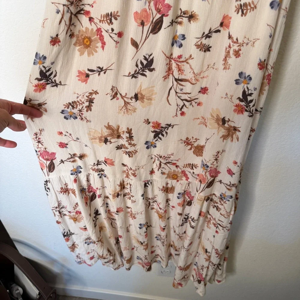 Abercrombie & Fitch White floral maxi dress